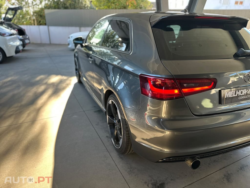 Audi A3 1.6 TDi S-line S tronic
