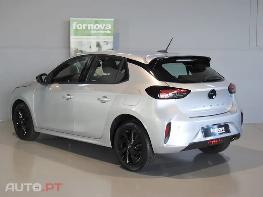 Opel Corsa 1.2 HYBRID GS eDCT
