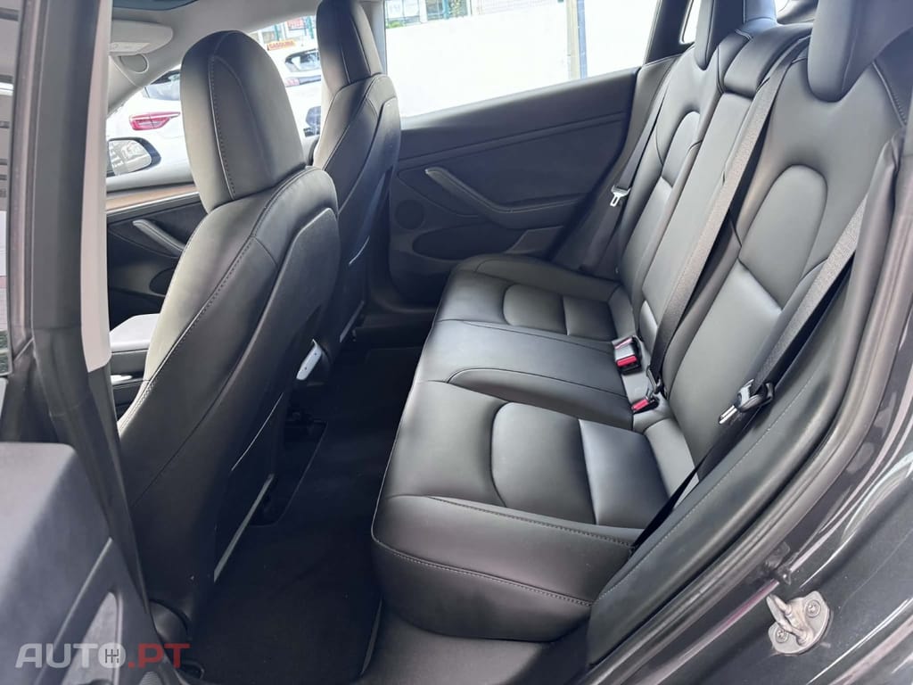 Tesla Model 3 Long Range AWD Dual Motor