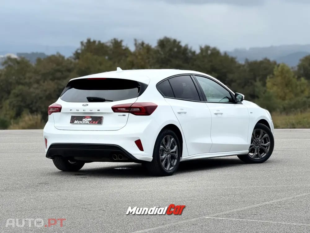 Ford Focus 1.0 EcoBoost MHEV ST-Line