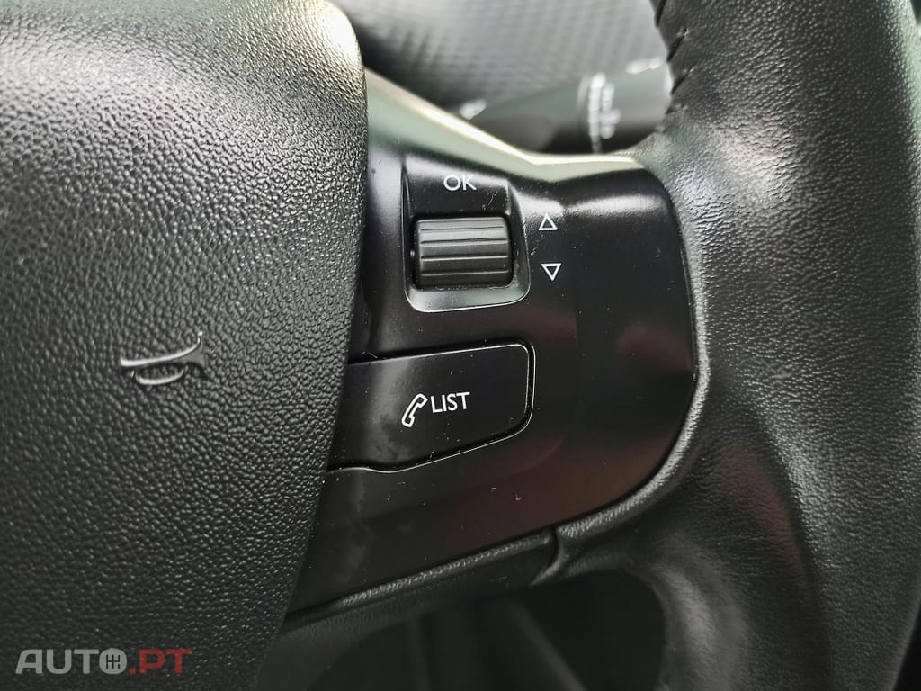 Peugeot 2008 1.2 PureTech Active