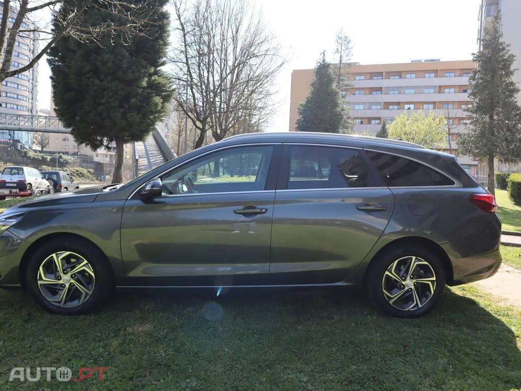 Hyundai i30 1.0 T-GDi Style Plus