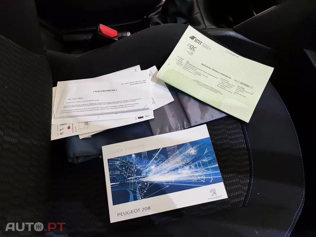 Peugeot 208  Puretech 82 Stop Start Signature