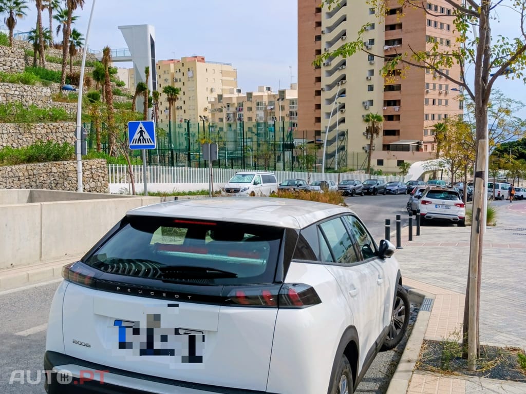 Peugeot 2008 1.2 PureTech Style