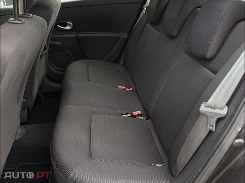 Renault Clio 1.2 16V Confort