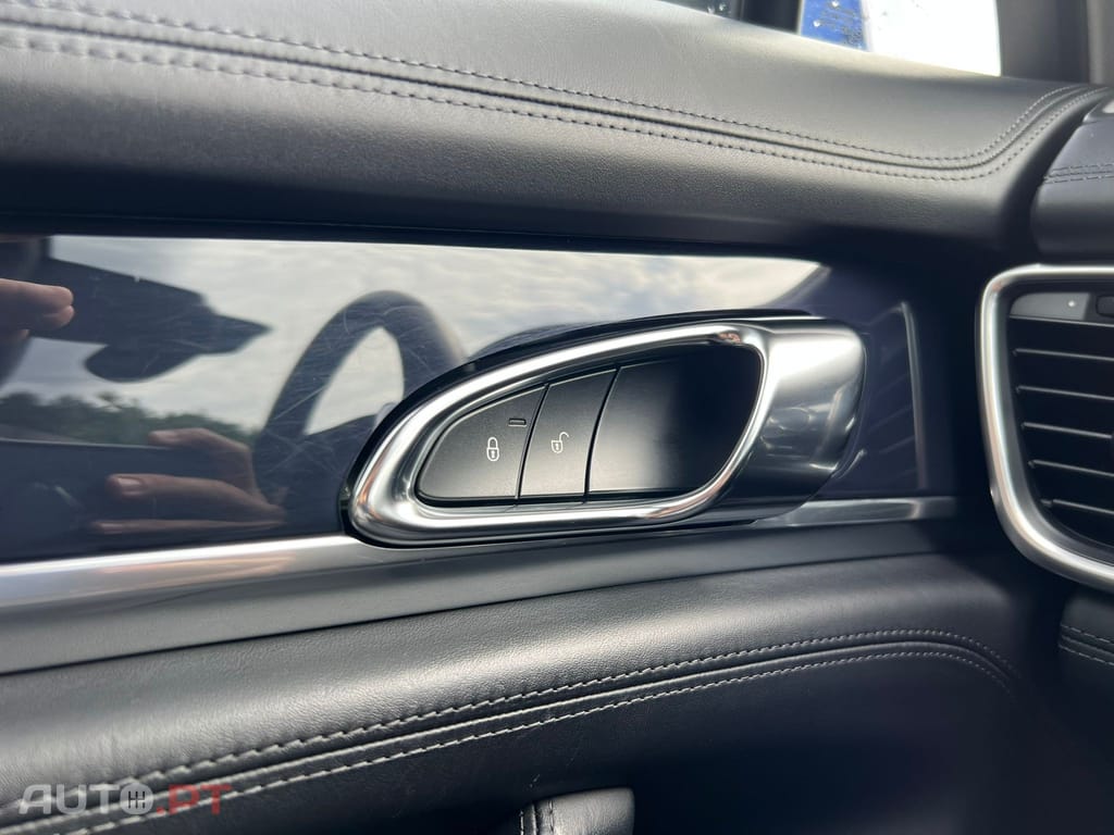 Porsche Panamera S e-Hybrid