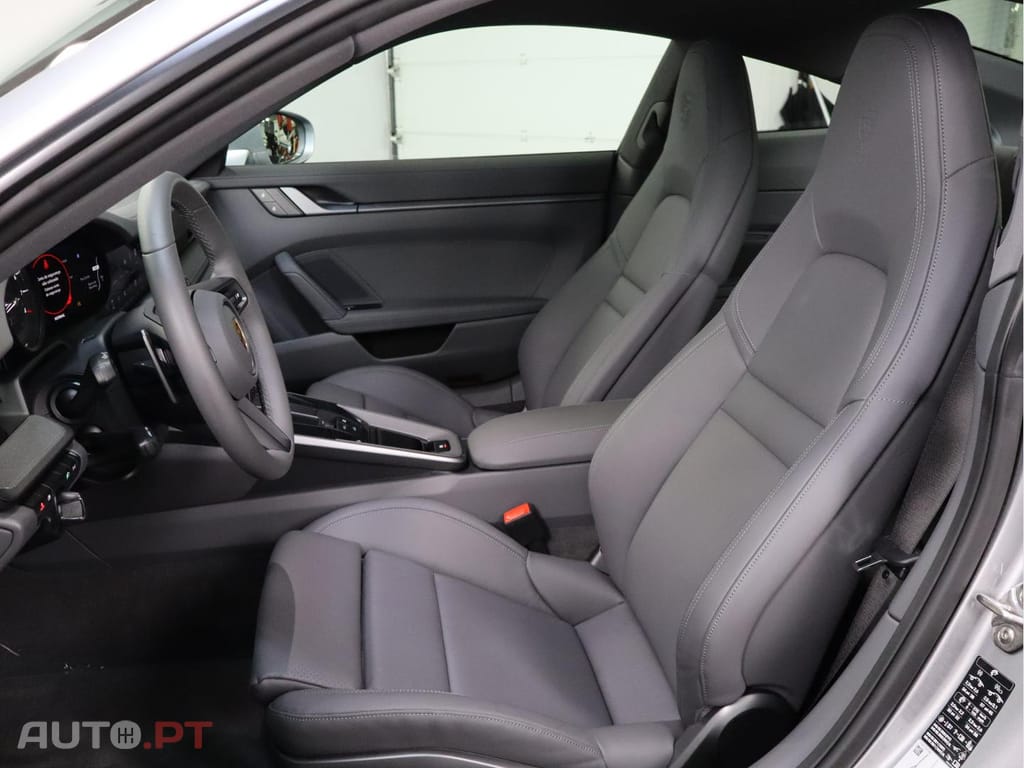 Porsche 911 Carrera 4 S Coupé (992)