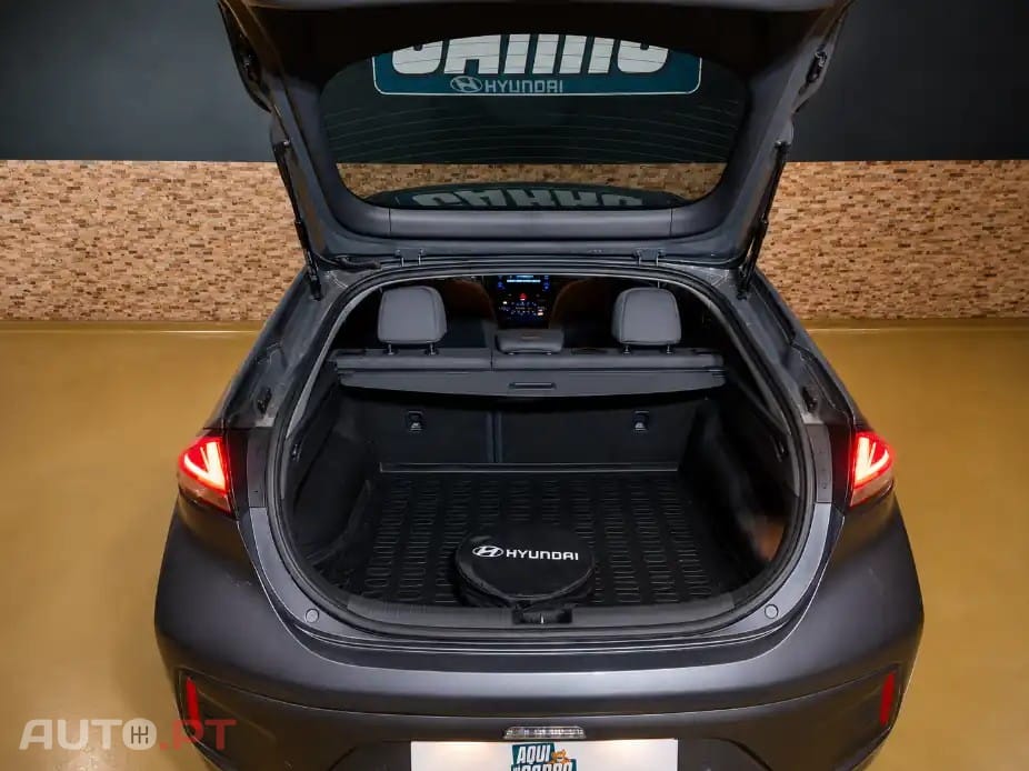 Hyundai Ioniq 1.6 GDI PHEV