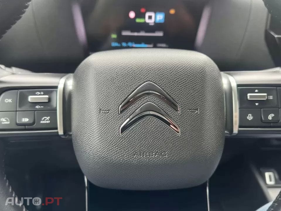 Citroën e-C4 50 kWh Plus — fotografia 11
