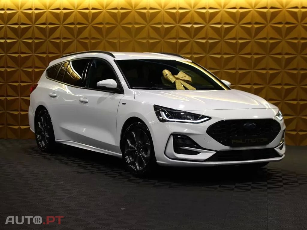 Ford Focus SW 1.5 TDCi EcoBlue ST-Line X