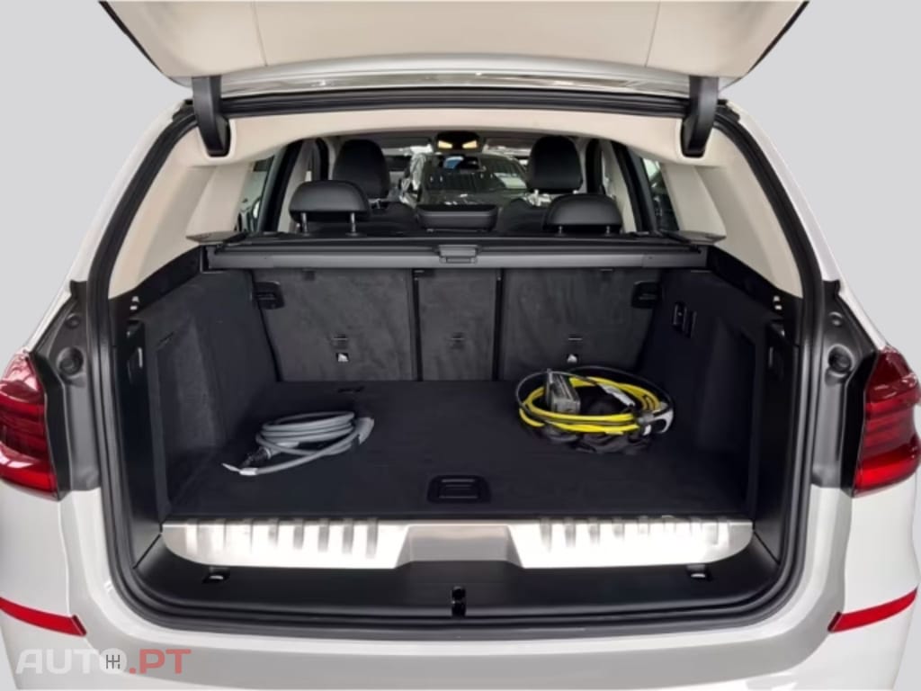 BMW X3 xDrive 30e A X-Line 20 I.V.A DEDUTÍVEL 
