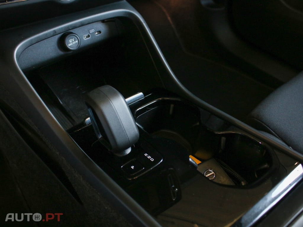 Volvo XC40 Recharge Core