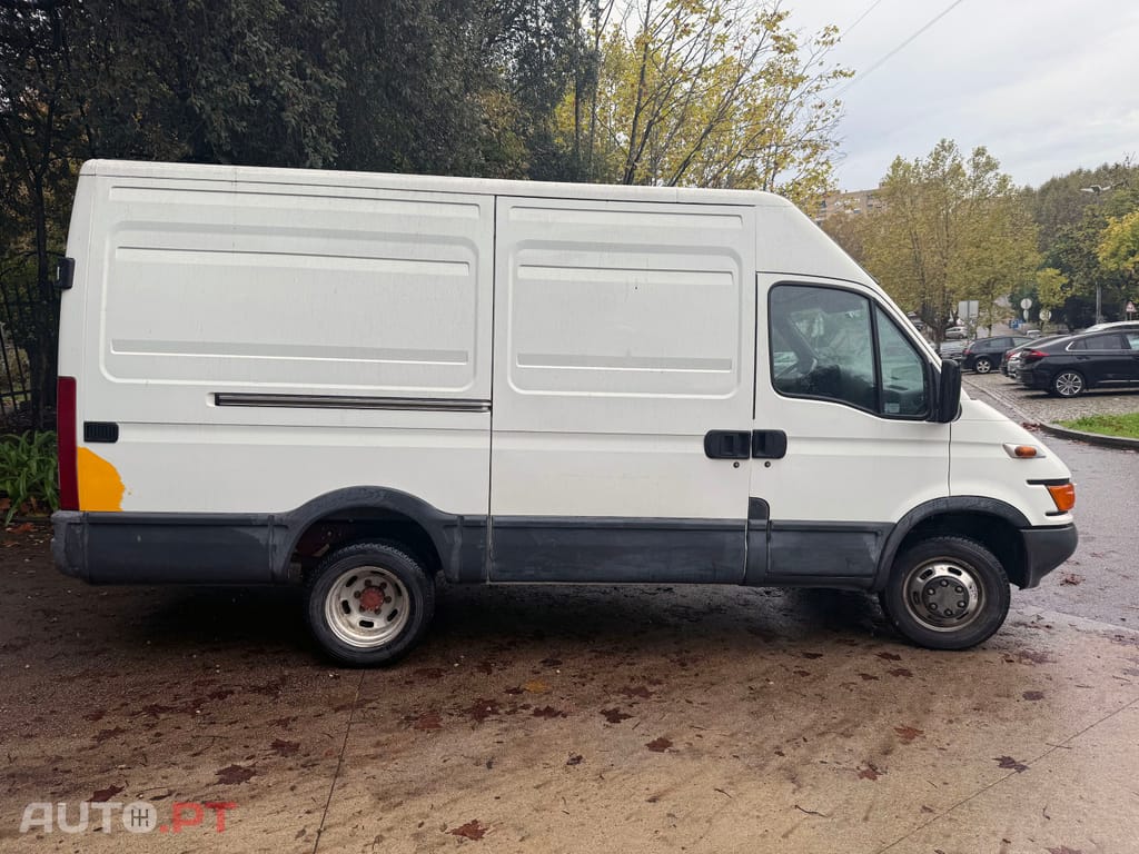 Iveco Daily 35C13 2.8 126CV 2002 175MILKM REAIS