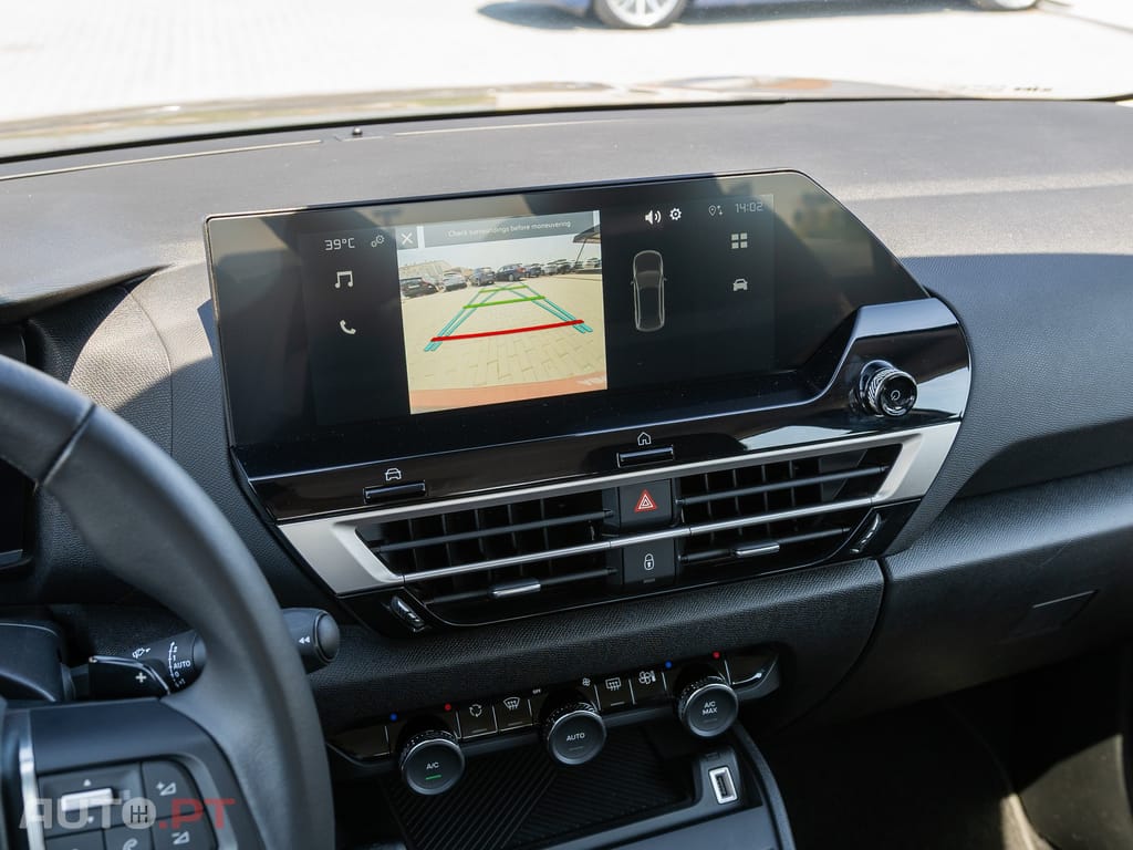 Citroen C4 X 1.2 PureTech Shine EAT8