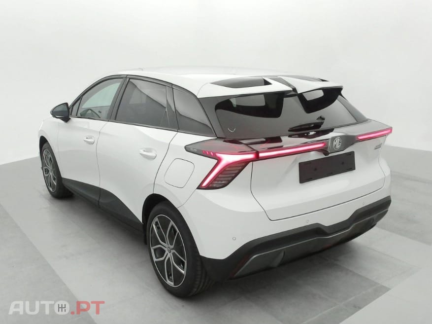 MG MG4 MG4 ELECTRIC 64KWH 204CV LUXURY NOVO
