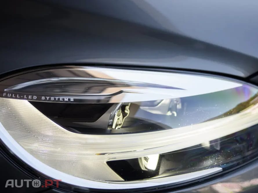 Volvo V40 1.5 T3 Sport Edition R Geartronic