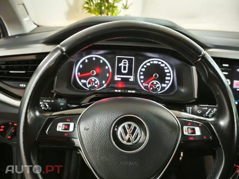 Volkswagen Polo 1.0 Confortline