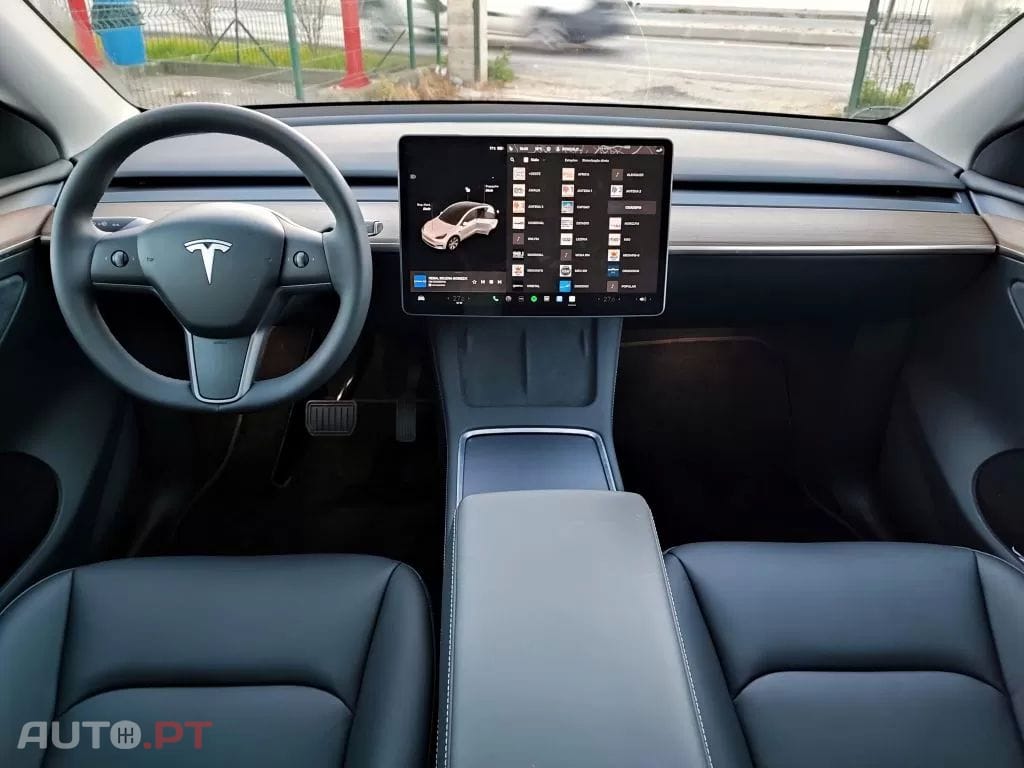 Tesla Model Y Long Range Tração Traseira