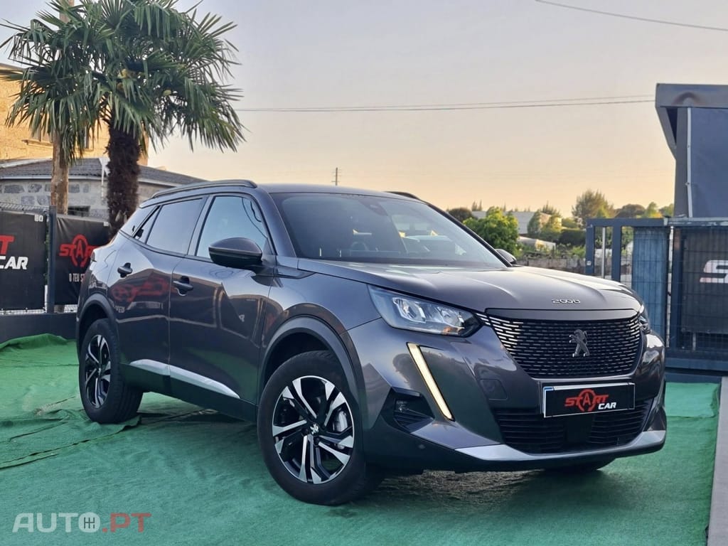 Peugeot 2008 1.2 PureTech Allure EAT8