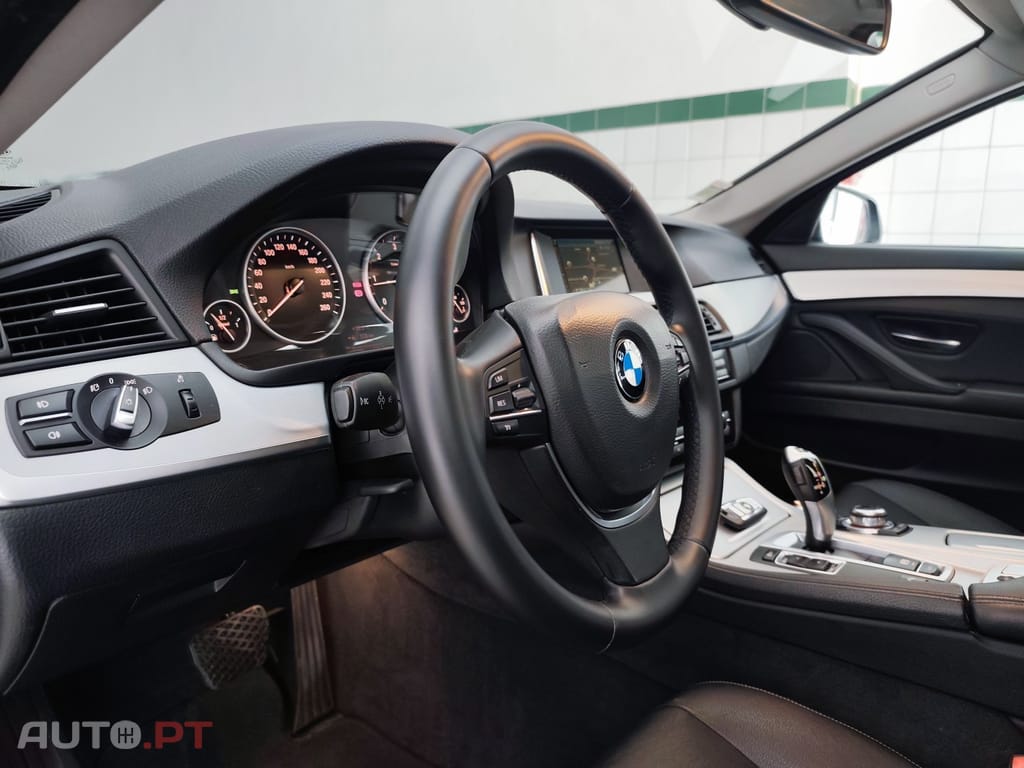 BMW 520 d Line Luxury Auto
