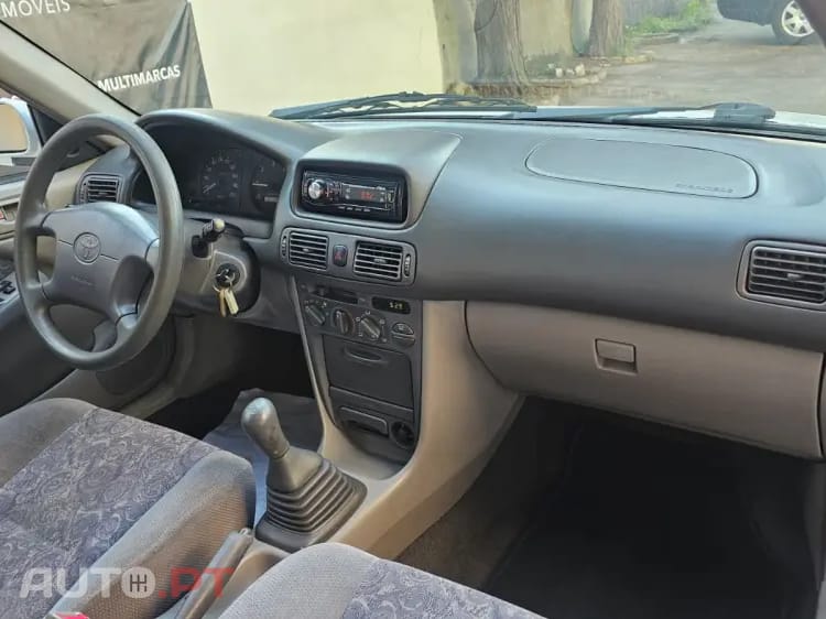 Toyota Corolla 2.0 D-4D Sol