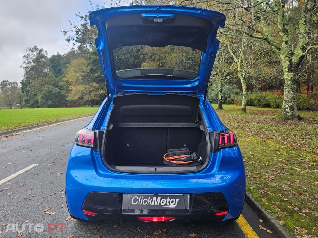 Peugeot E-208 50 kWh GT