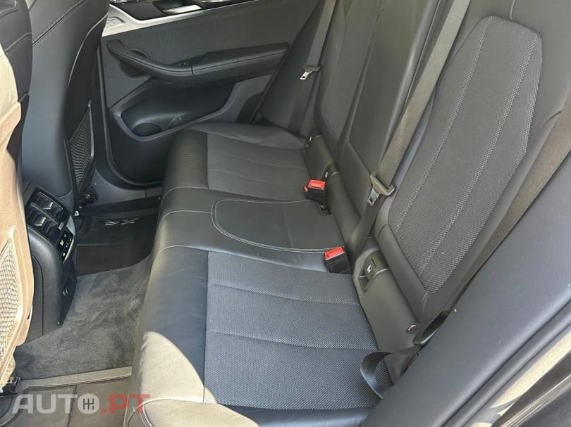 BMW X4 25 d xDrive xLine Pack M Auto