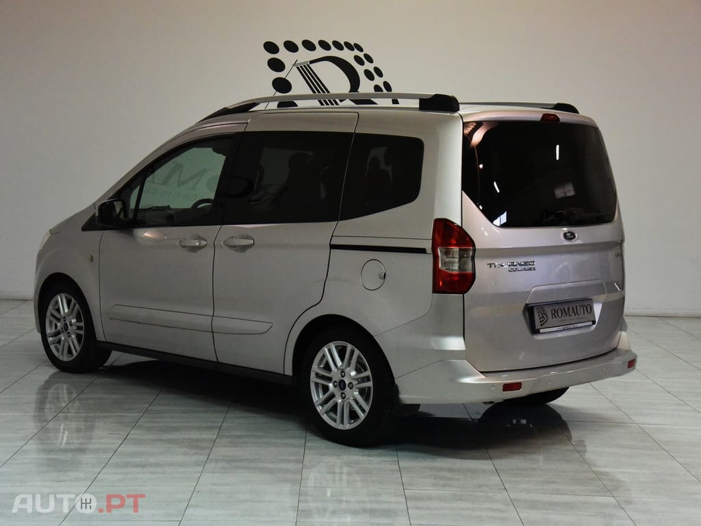 Ford Tourneo 1.0 EcoBoost Titanium