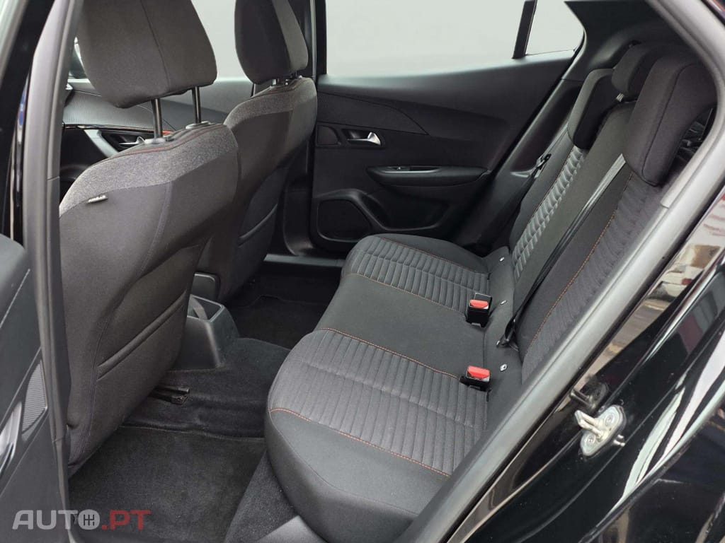 Peugeot 2008 1.5 BlueHDi Active Pack