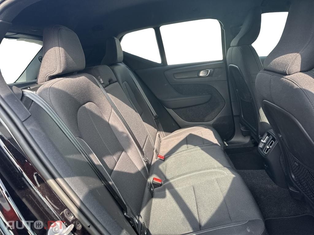 Volvo XC40 Recharge 69 kWh Single Motor Plus