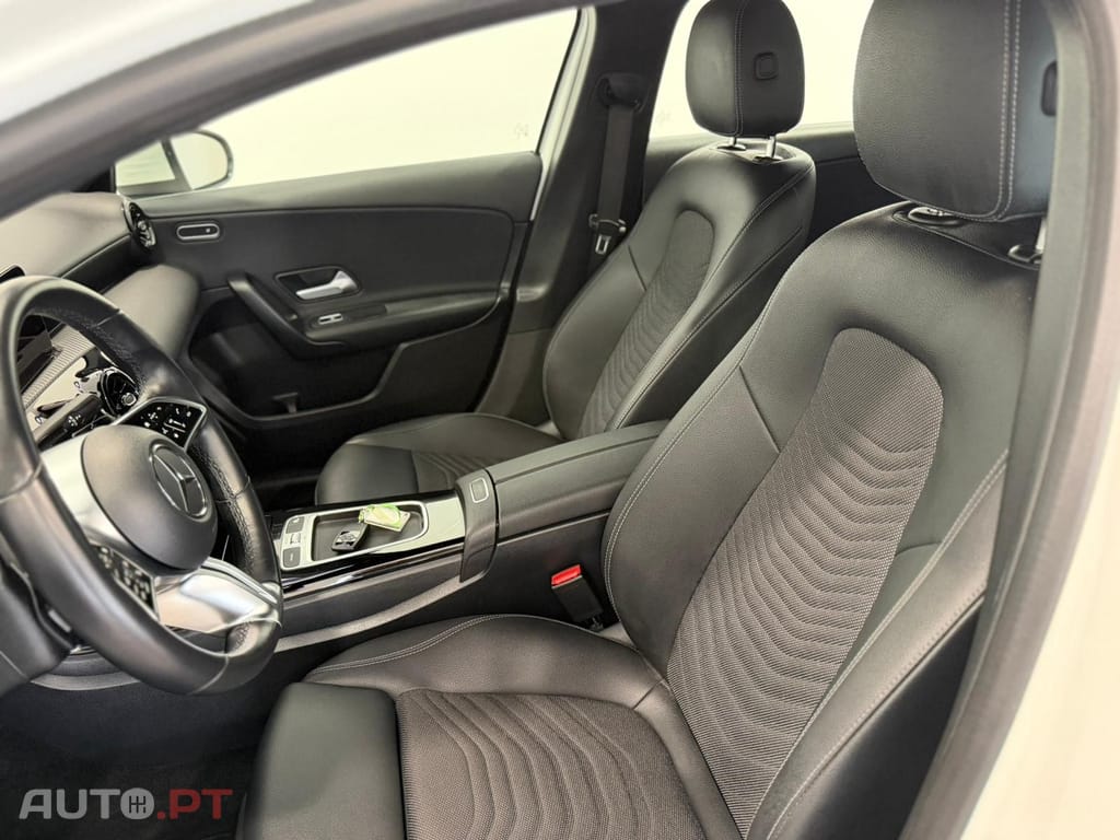 Mercedes-Benz A 200 Outro