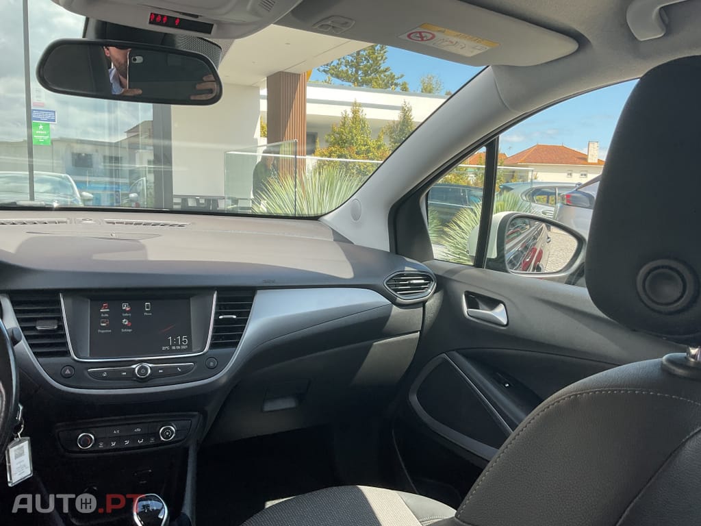 Opel Crossland X 1.2 Business Edition