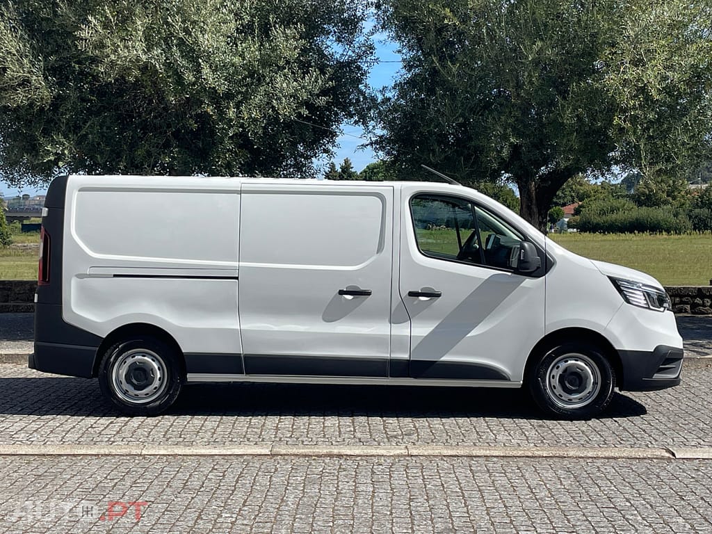 Renault Trafic 2.0 dCi Longa IVA Dedutível