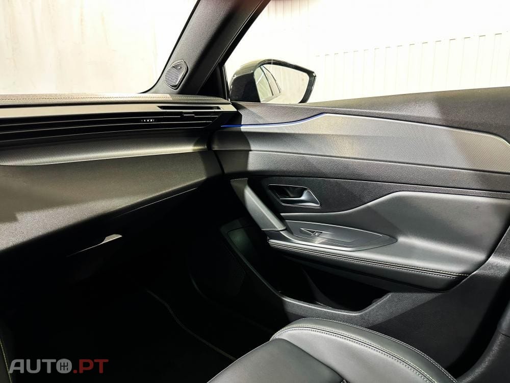 Peugeot 408 1.6 Hybrid GT e-EAT8