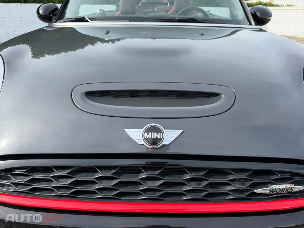 MINI Cabrio John Cooper Works