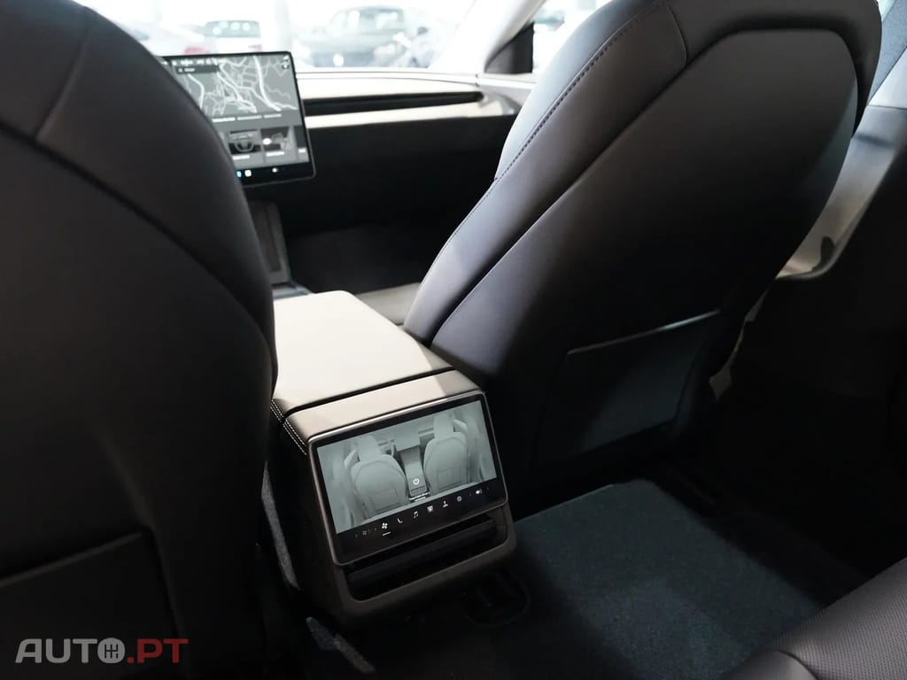 Tesla Model 3 Highland