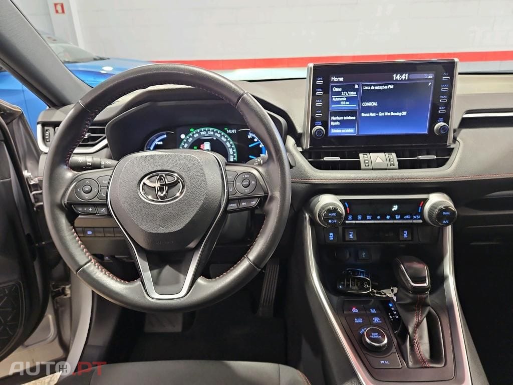 Toyota RAV4 2.5 HDF Comfort AWD-i