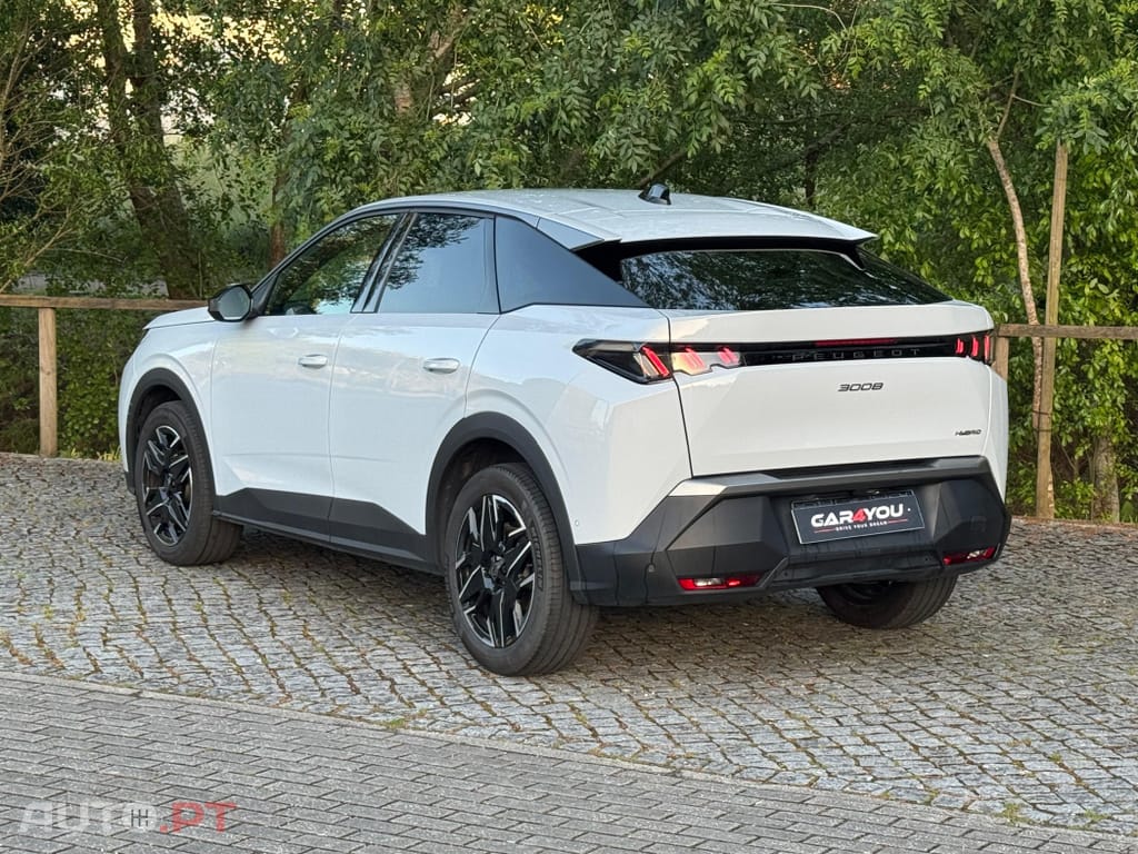 Peugeot 3008 1.2 Hybrid Allure e-DCS6