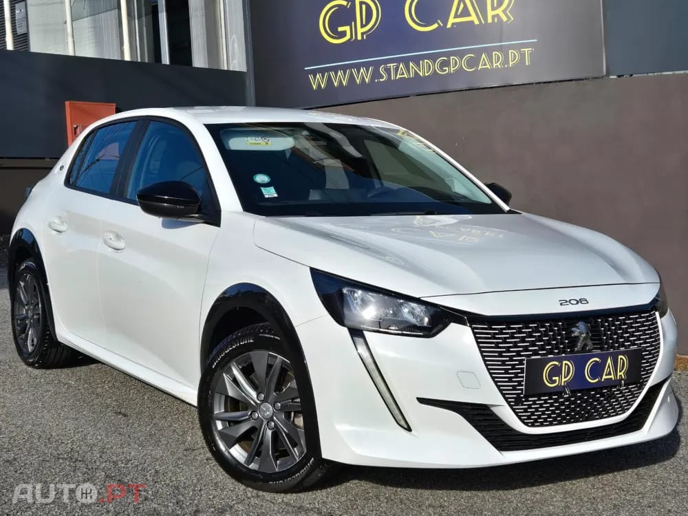 Peugeot E-208 50 kWh Allure ( COMERCIAL )