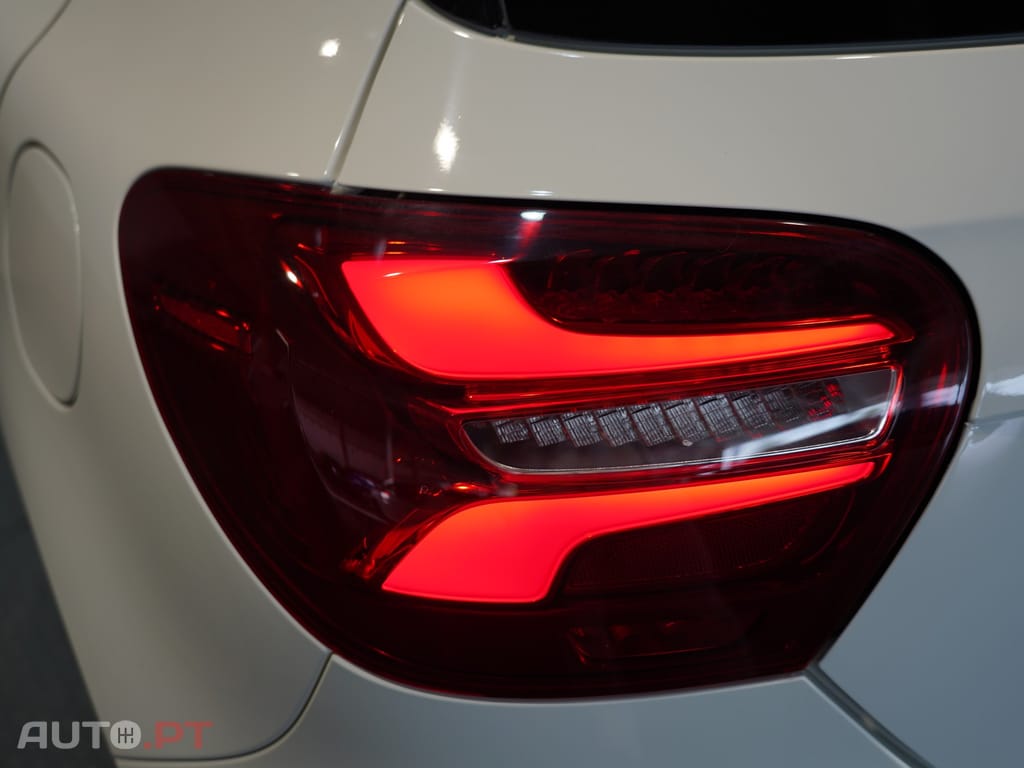 Mercedes-Benz A 160 d AMG Line
