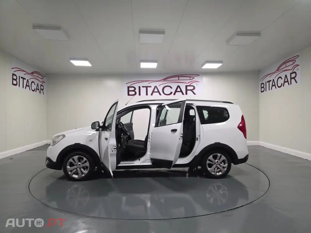 Dacia Lodgy 1.2 STEPWAY