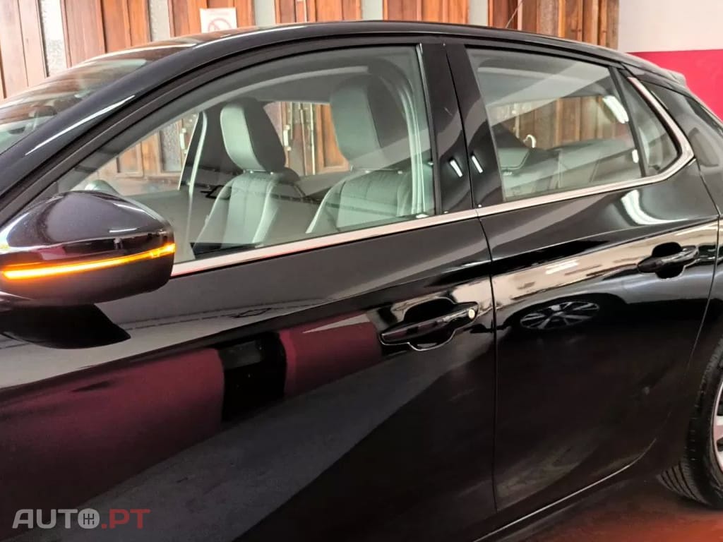 Opel Corsa 1.2 T Elegance