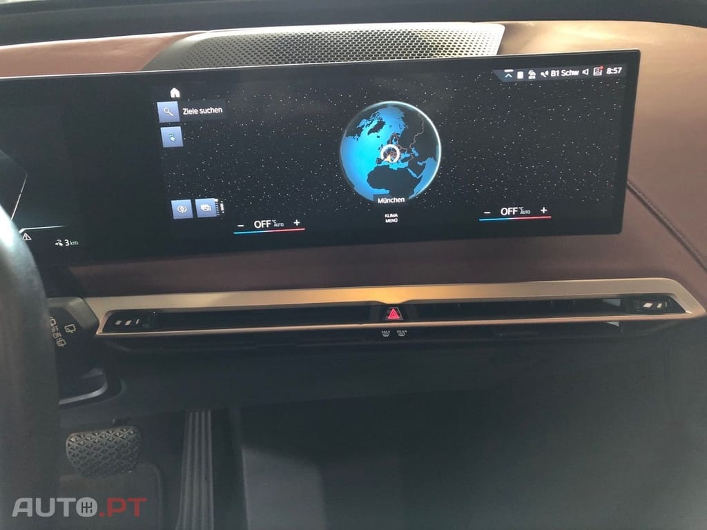 BMW iX xDrive 40 Pack Desportivo
