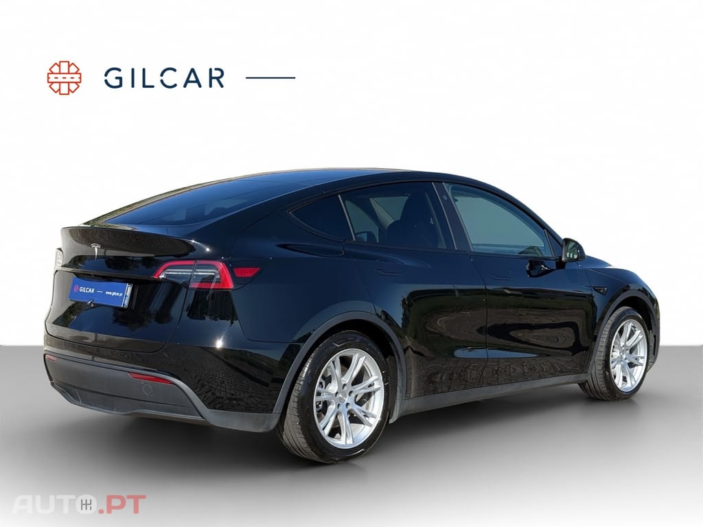 Tesla Model Y RWD