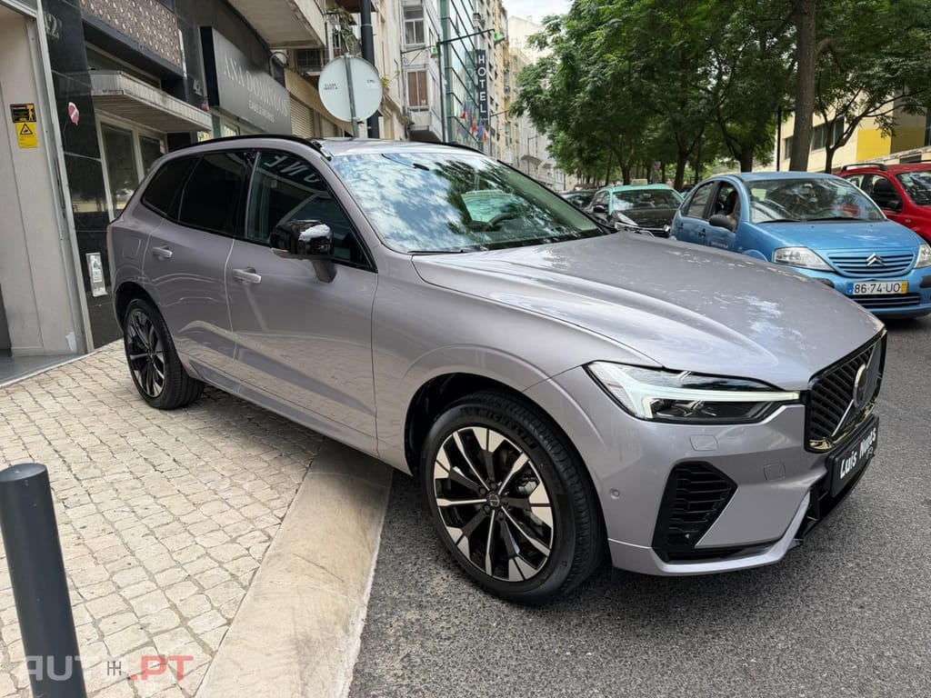 Volvo XC60 2.0 T6 PHEV Plus Bright AWD