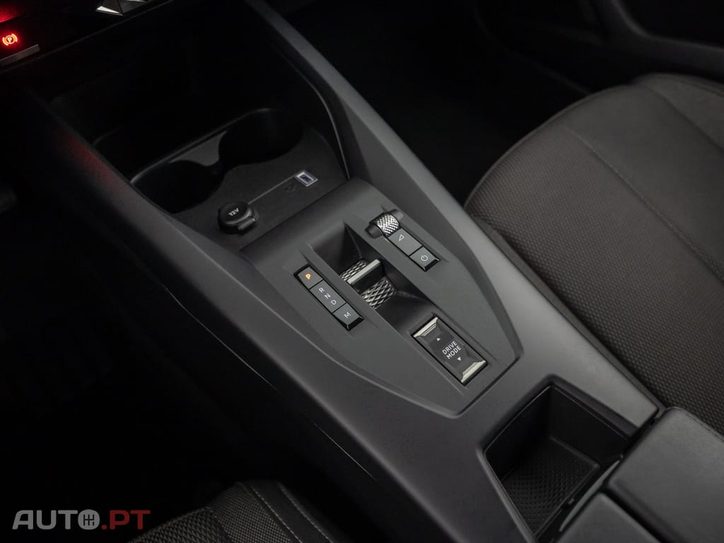 DS DS4 1.5 BlueHDi Bastille + EAT8