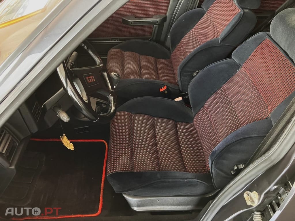 Peugeot 309 1.9 GTi