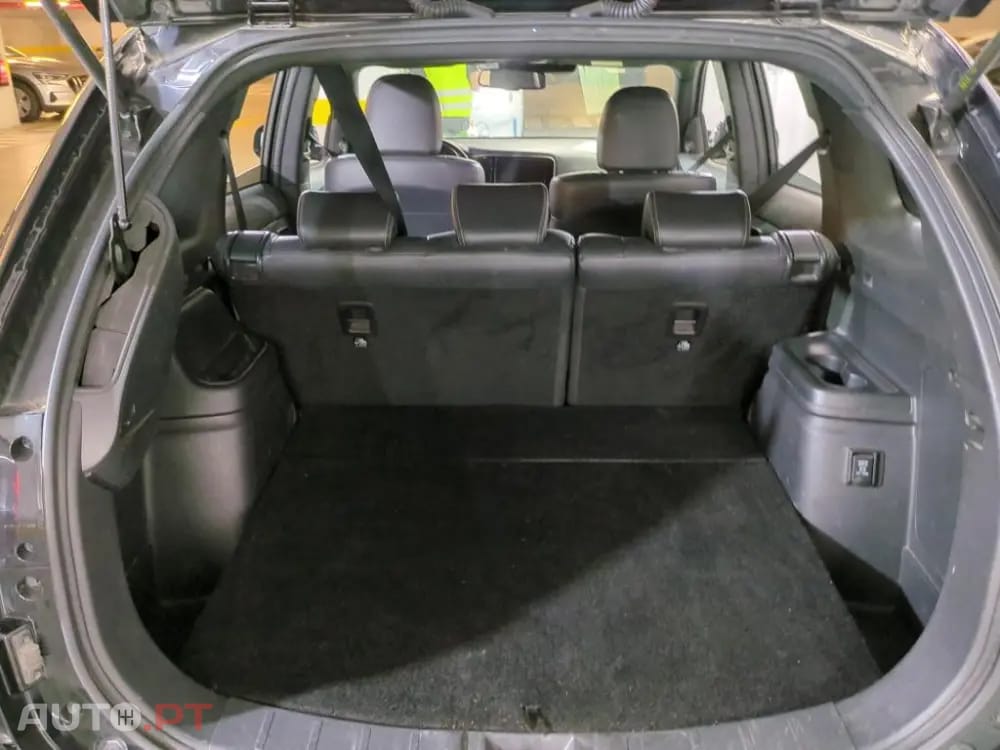 Mitsubishi Outlander 2.4 Instyle