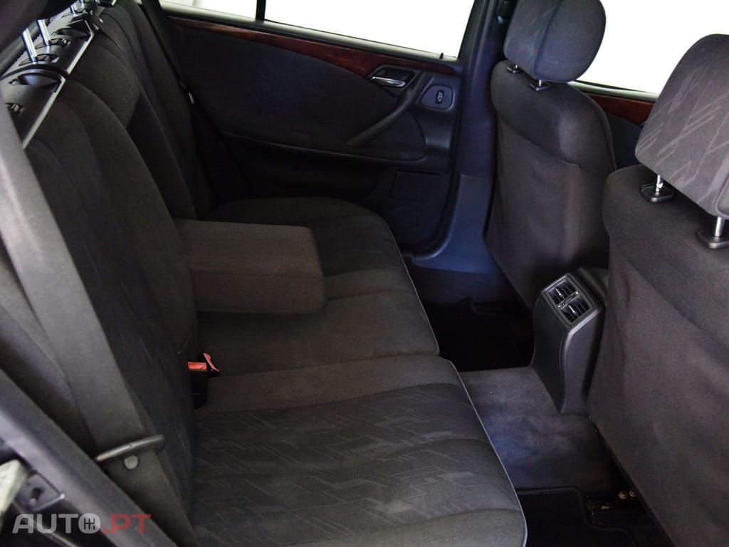 Mercedes-Benz E 220 CDI STATION AUTOMATICA