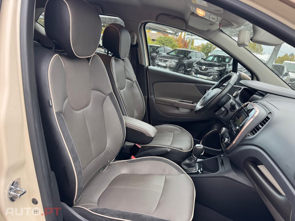 Renault Captur 1.2 TCe Exclusive EDC